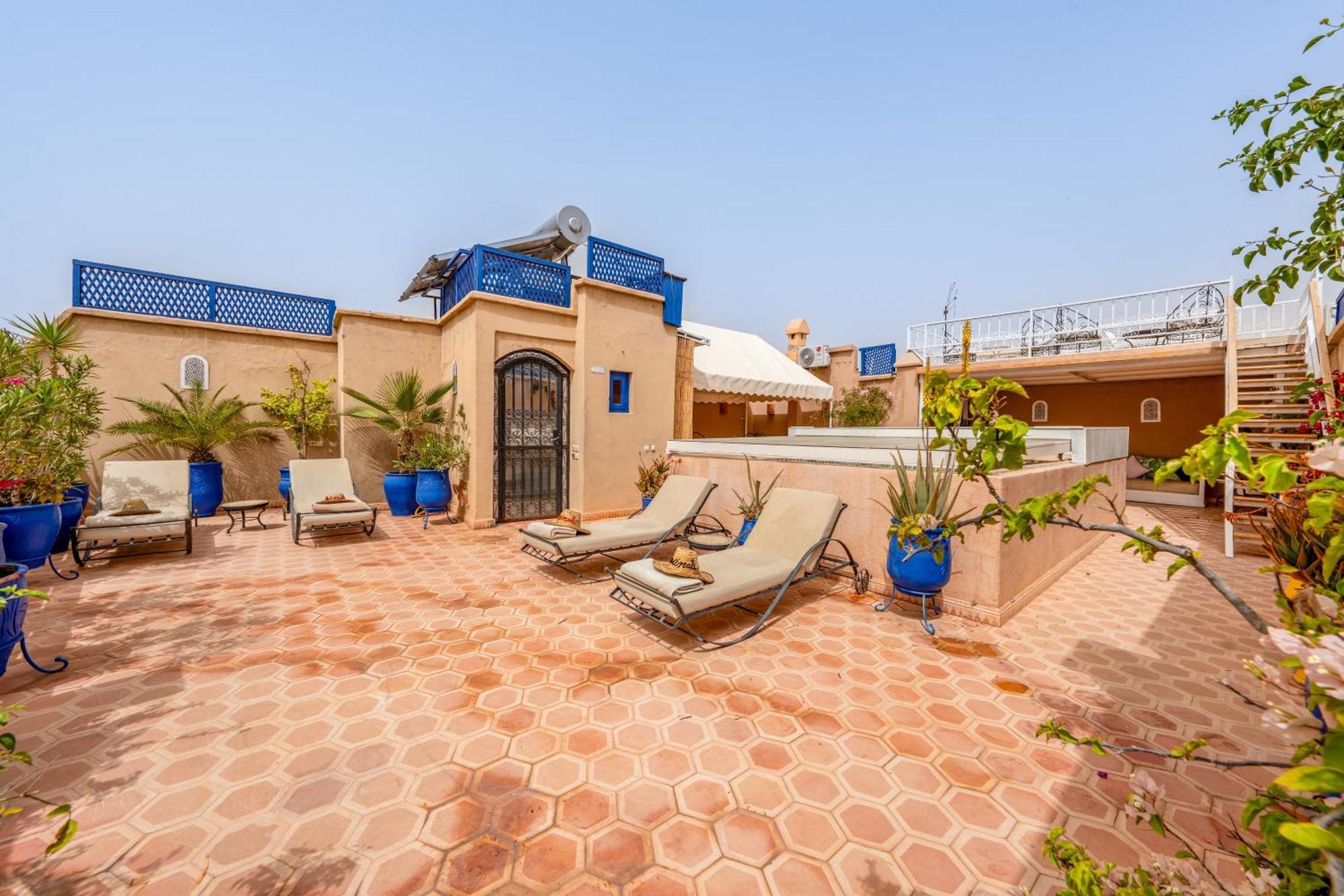 Riad Awinati Location Privatisee ,Piscine Chauffee , Beau Rooftop Marrakesh Eksteriør bilde