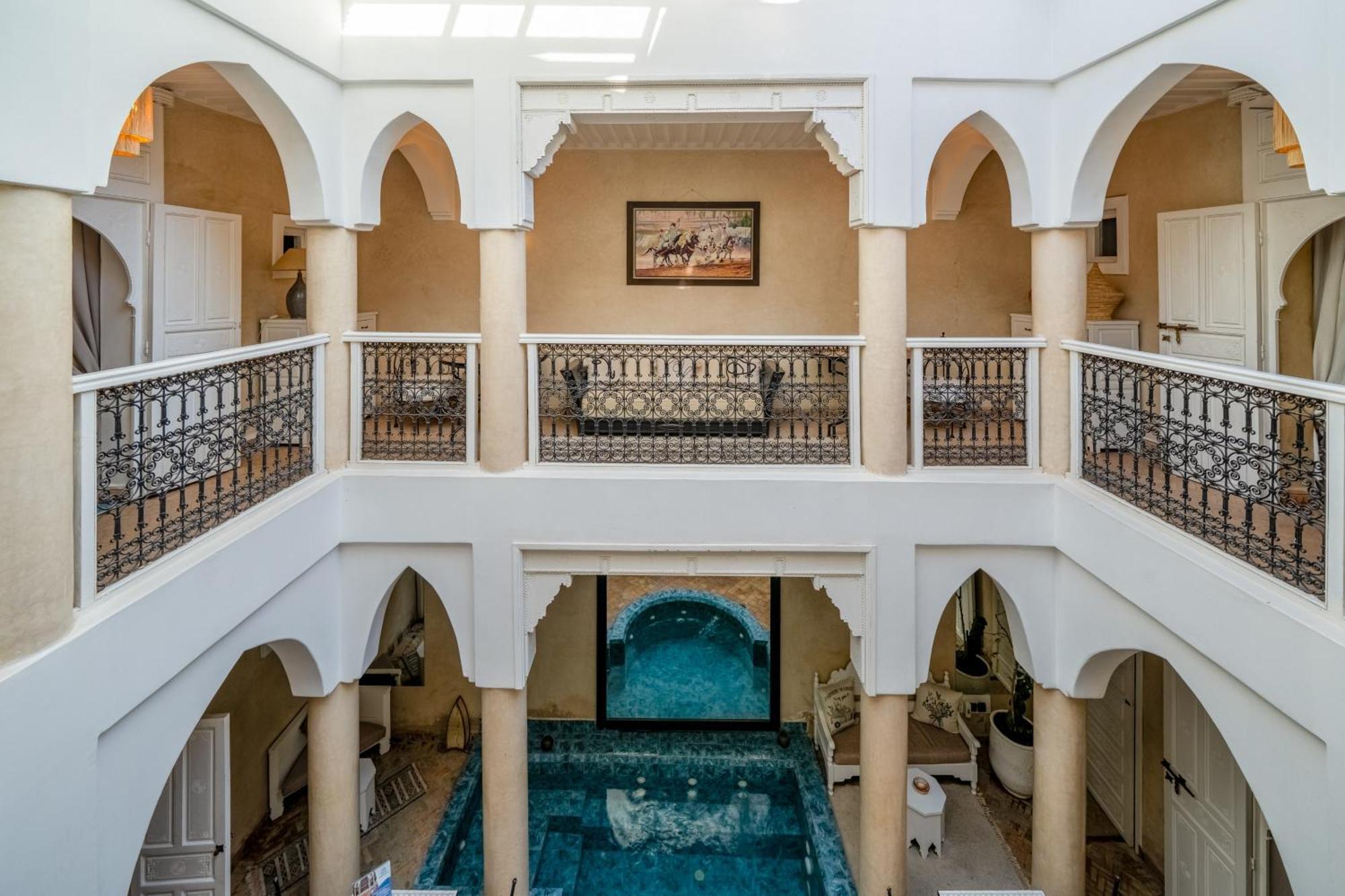 Riad Awinati Location Privatisee ,Piscine Chauffee , Beau Rooftop Marrakesh Eksteriør bilde