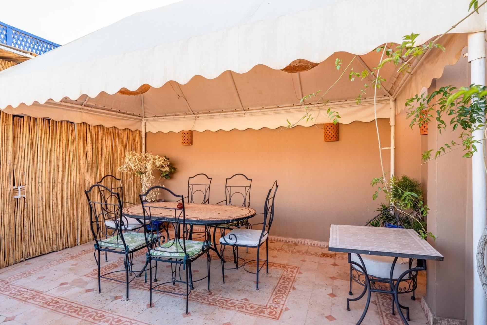 Riad Awinati Location Privatisee ,Piscine Chauffee , Beau Rooftop Marrakesh Eksteriør bilde