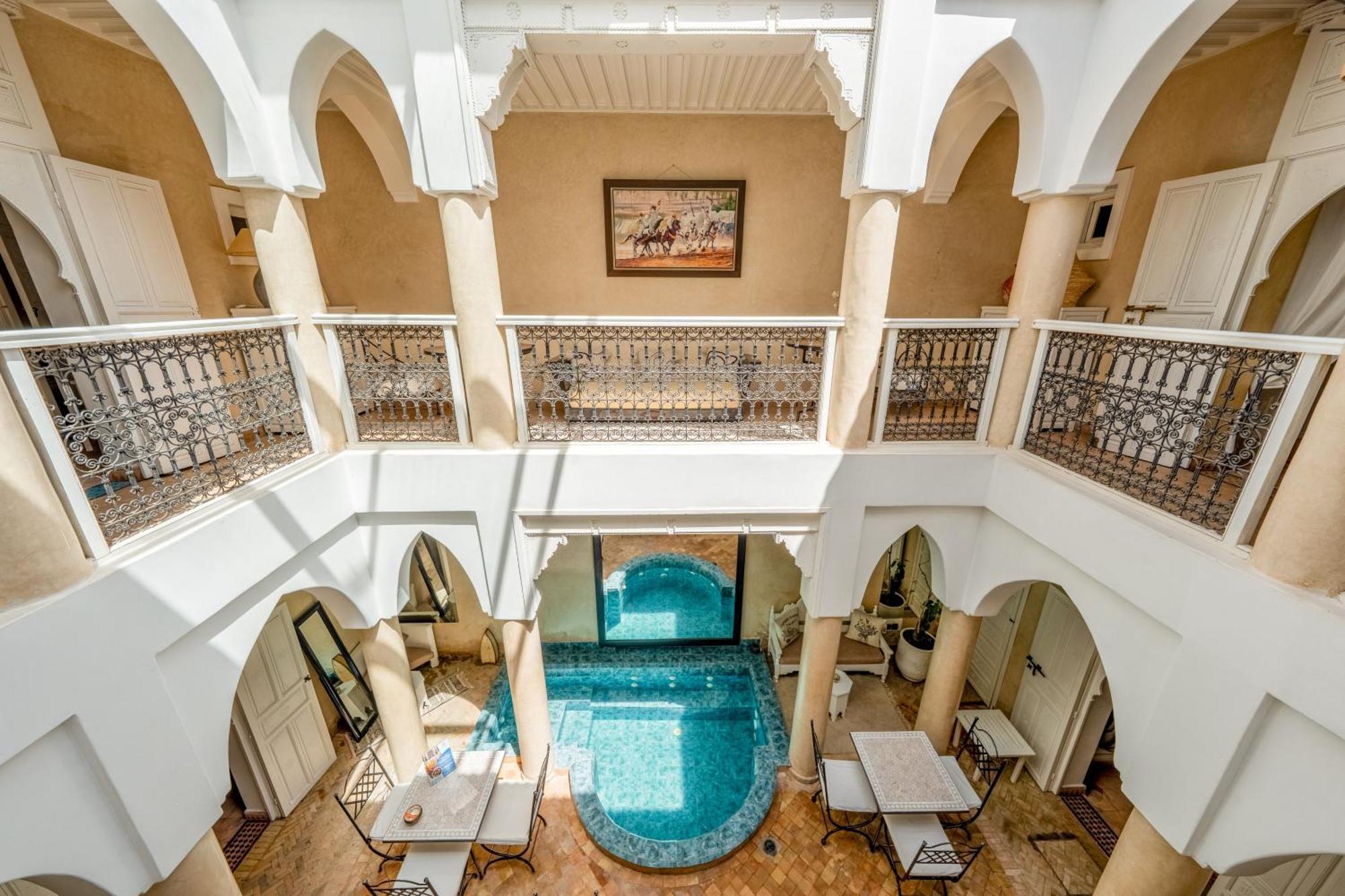 Riad Awinati Location Privatisee ,Piscine Chauffee , Beau Rooftop Marrakesh Eksteriør bilde