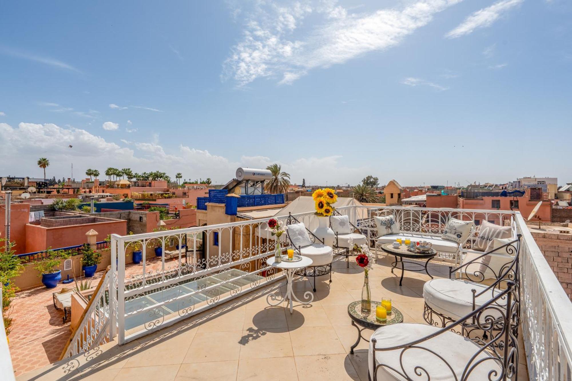 Riad Awinati Location Privatisee ,Piscine Chauffee , Beau Rooftop Marrakesh Eksteriør bilde